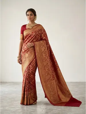 Kanjipuram Pattu Saree thumbnail 1