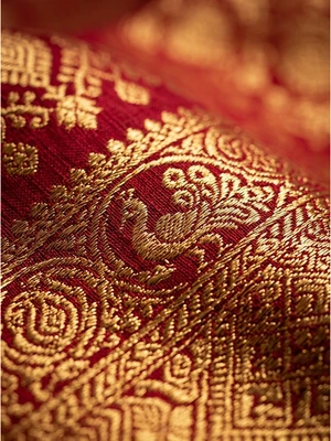 Kanjipuram Pattu Saree thumbnail 3